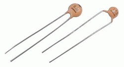 Kondenzátor keramický   1N8/50V BMC  rm5   C