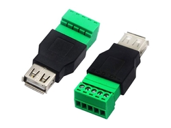 Zdířka USB-A se svorkovnicí