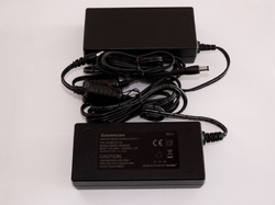 Spínaný zdroj pro CCTV kamery 12V 2A 5,5/2,1mm