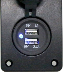 Napájecí zdířka 12V+2xUSB 5V/2,1+1A s rámečkem