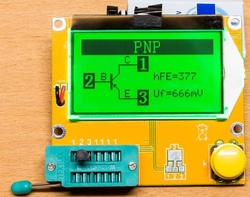 Univerzální tester součástek LCR-T4