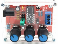 Signální generátor sinus, delta a obdélník 1Hz-1MHz s XR2206 sestavený